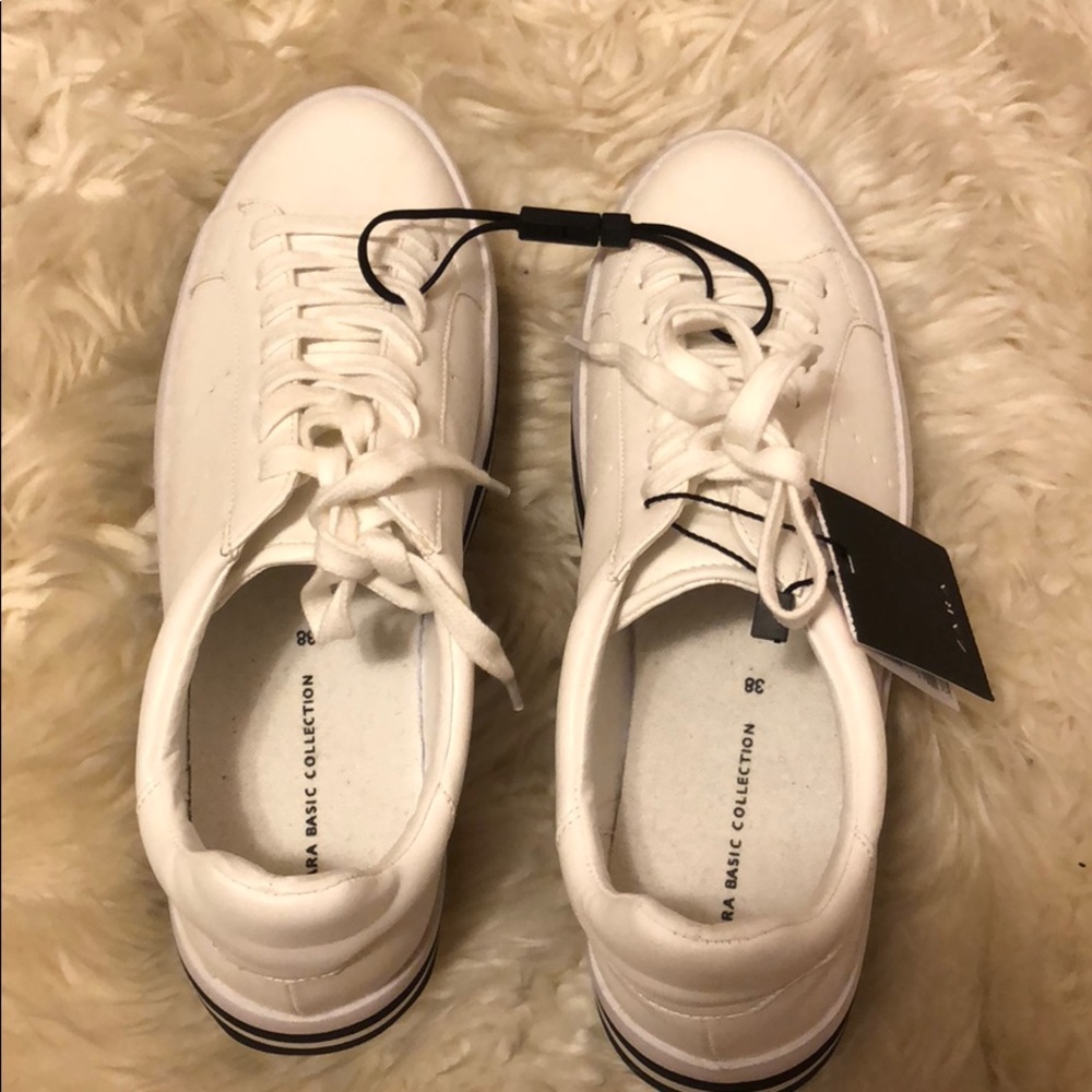 Zara Basic Collection Sneakers -Size 38 (NWT)